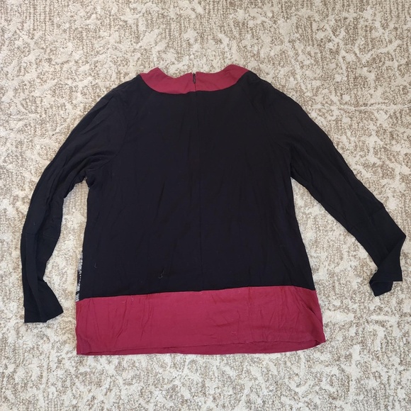 CALLISTE GOTHIC PRINTED TOP W/ROSE - LARGE - Picture 5 of 6